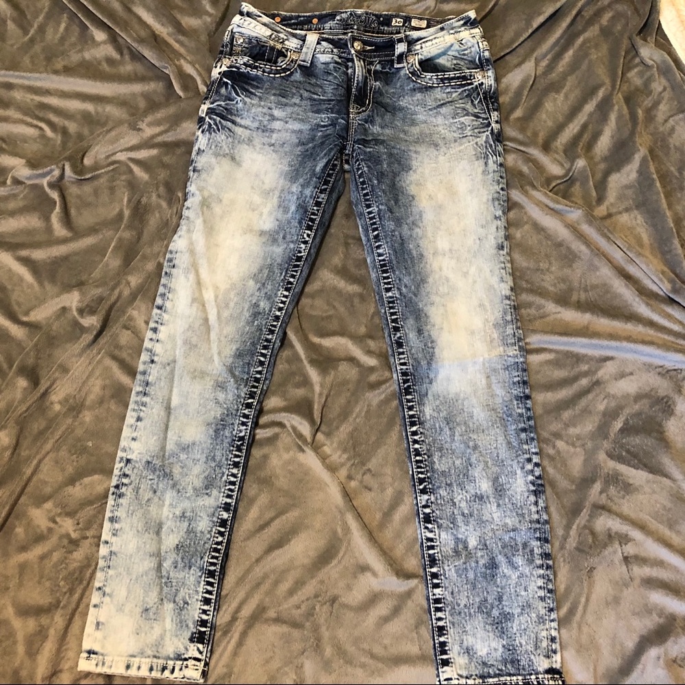 SOLD Women’s Miss Me Jeans - Size: 30 - Skinny
